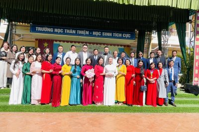 TRƯỜNG THCS HẢI XUÂN TỔ CHỨC HỘI DIỄN VĂN NGHỆ “TIẾNG HÁT TRI ÂN” VÀ BẾ MẠC GIẢI BÓNG ĐÁ HỌC SINH LẦN THỨ HAI CHÀO MỪNG 43 NĂM NGÀY NHÀ GIÁO VIỆT NAM (20/11/1982 – 20/11/2025).