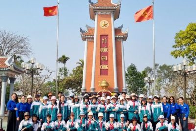 TUỔI TRẺ TRƯỜNG THCS HẢI XUÂN RA QUÂN “NGÀY THỨ BẢY TÌNH NGUYỆN” TRI ÂN CÁC ANH HÙNG LIỆT SỸ