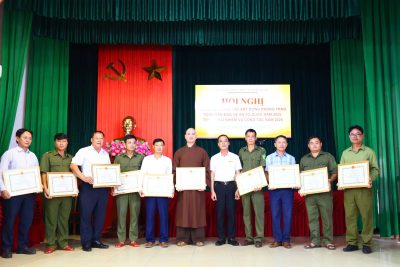 TRƯỜNG THCS HẢI XUÂN PHÁT HUY VAI TRÒ CỦA NHÀ TRƯỜNG TRONG CÔNG TÁC GIÁO DỤC HỌC SINH VỀ AN TOÀN AN NINH TRẬT TỰ TRƯỜNG HỌC