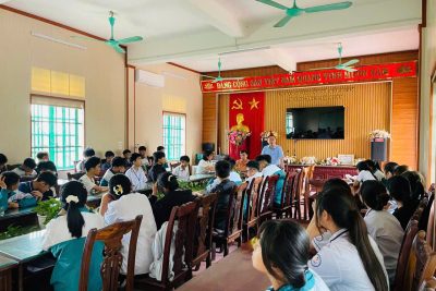 TRƯỜNG THCS HẢI XUÂN TỔ CHỨC PHÂN LUỒNG, TƯ VẤN HƯỚNG NGHIỆP SAU TỐT NGHIỆP THCS CHO HỌC SINH KHỐI 9